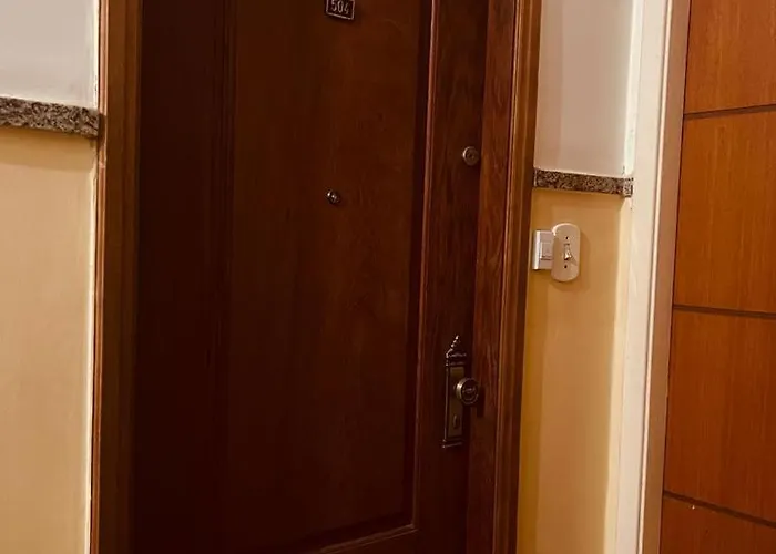 Excelente Quarto E Sala Para Ate 5 Pessoas Posto 6 Copa