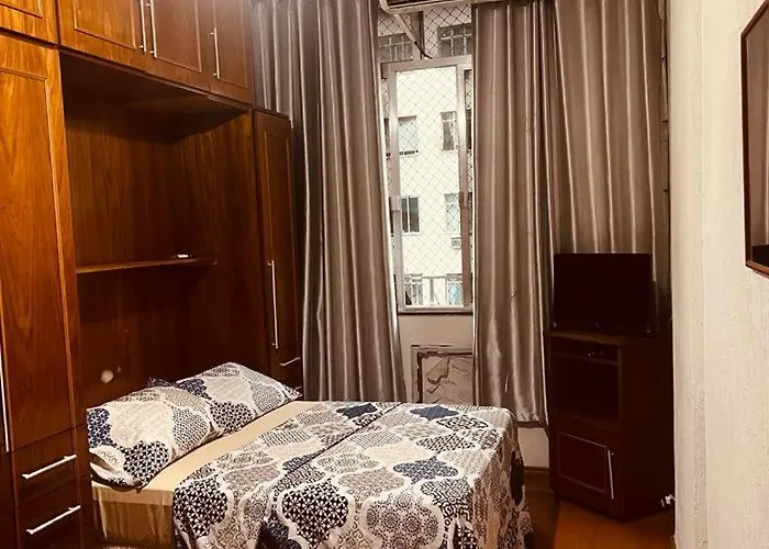 Excelente Quarto E Sala Para Ate 5 Pessoas Posto 6 Copa